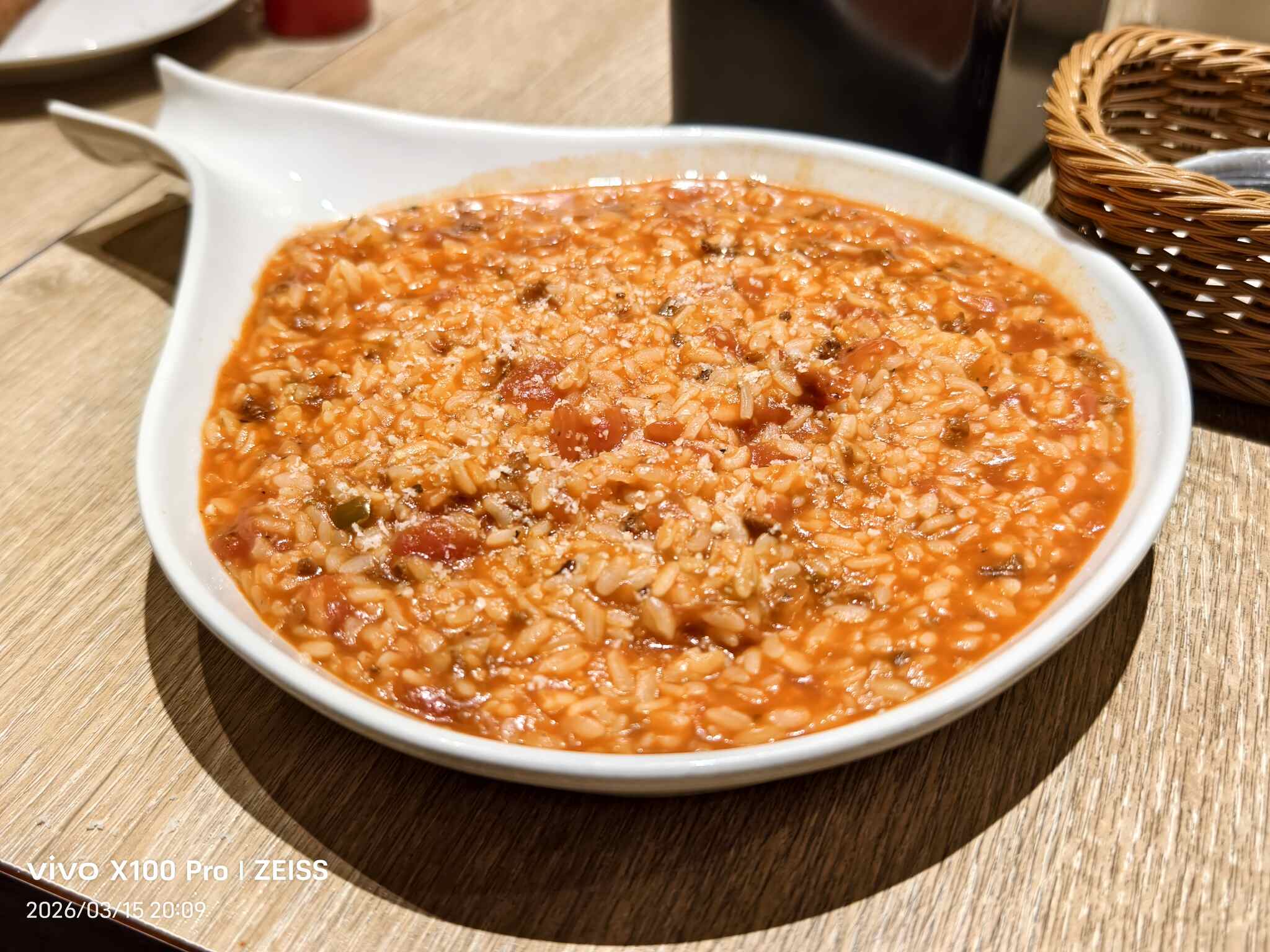 我點了最便宜的波隆那肉醬頓飯